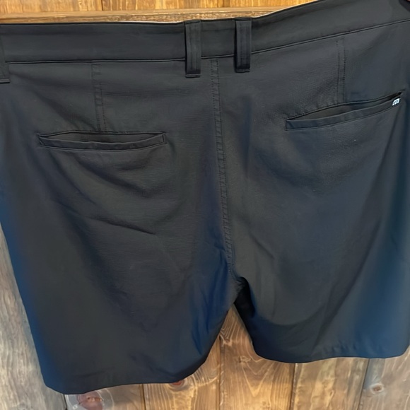 Travis Mathew Golf Shorts NWOT - Picture 4 of 5